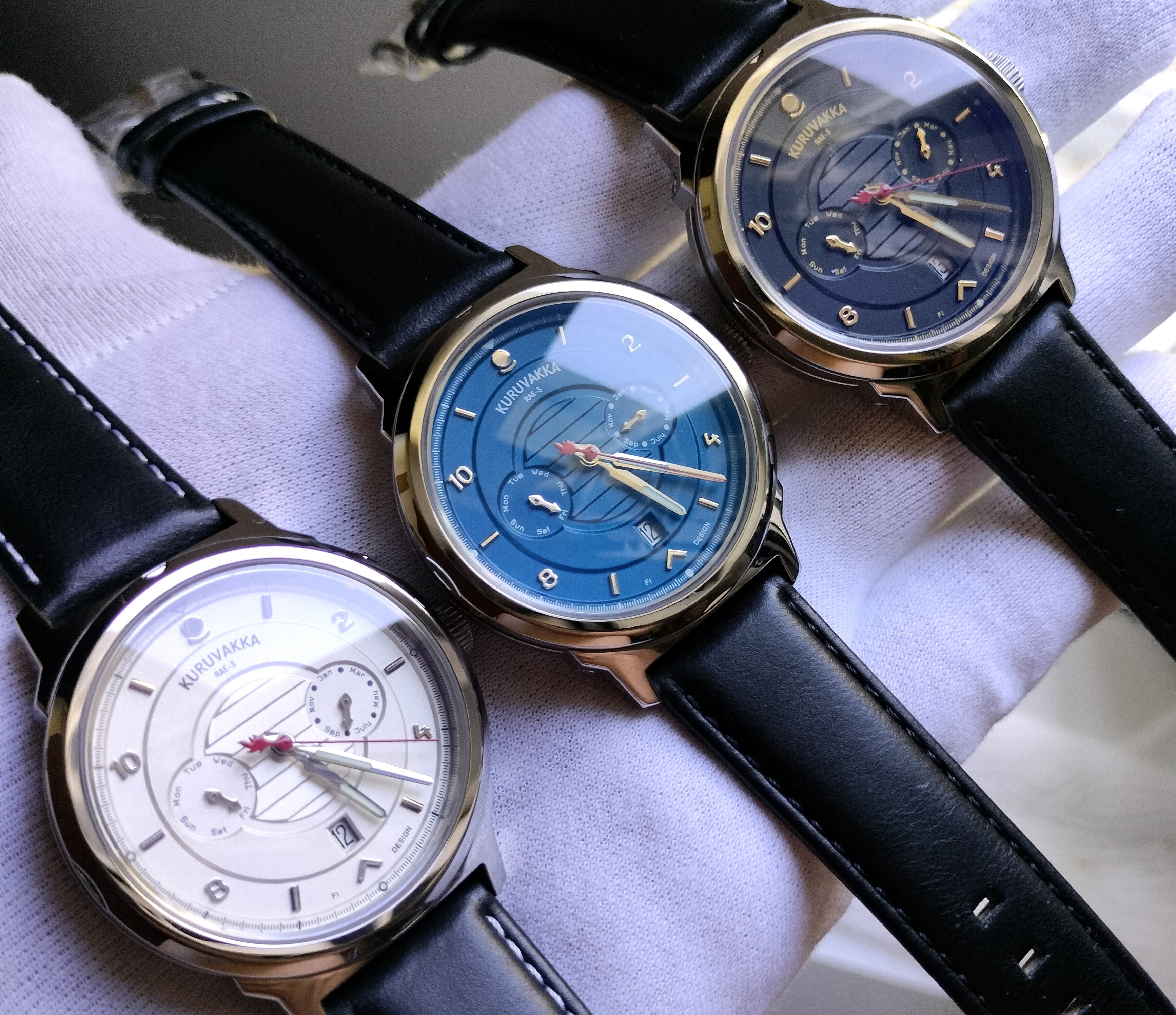 Kuruvakka RAE-3 wristwatches on a hand in an angle. Front faced.